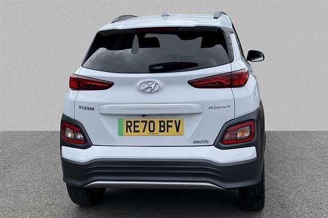 Hyundai KONA Electric SUV E (150kw) Premium Atlas White