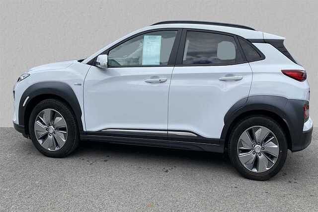 Hyundai KONA Electric SUV E (150kw) Premium Atlas White