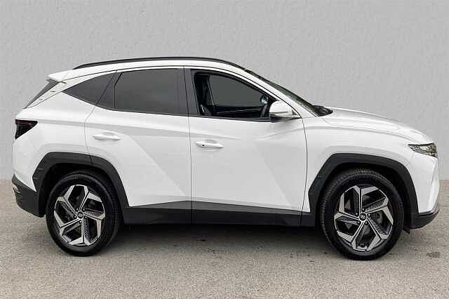 Hyundai TUCSON HYBRID 1.6 T-GDi (230ps) Ultimate Atlas White