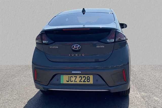 Hyundai IONIQ E (88kw) Premium SE Electric Auto 5Dr Hatch