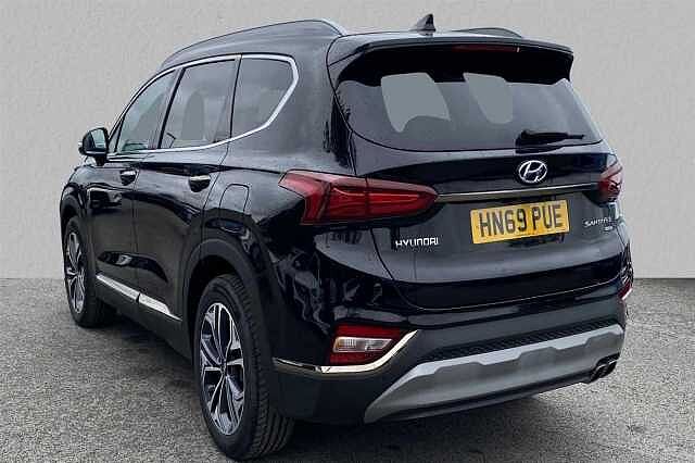 Hyundai SANTA FE 2.2 CRDi (200ps) 4WD Premium SE 5 Door Phantom Black