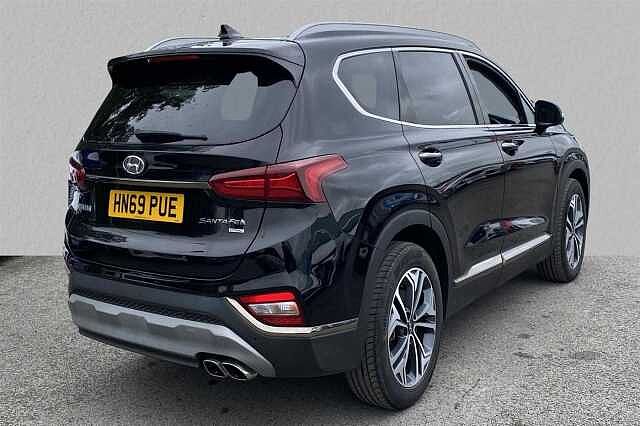 Hyundai SANTA FE 2.2 CRDi (200ps) 4WD Premium SE 5 Door Phantom Black