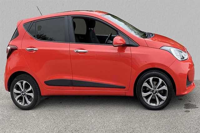 Hyundai I10 1.2 Premium SE 5 Door Candy Red